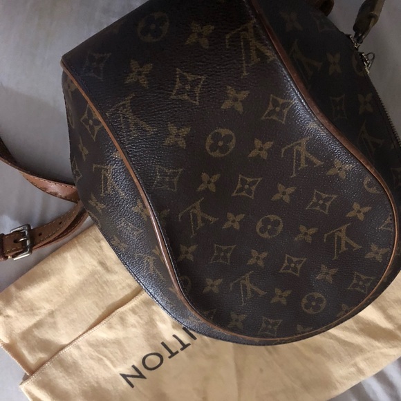 Authentic Louis Vuitton - Picture 2 of 10